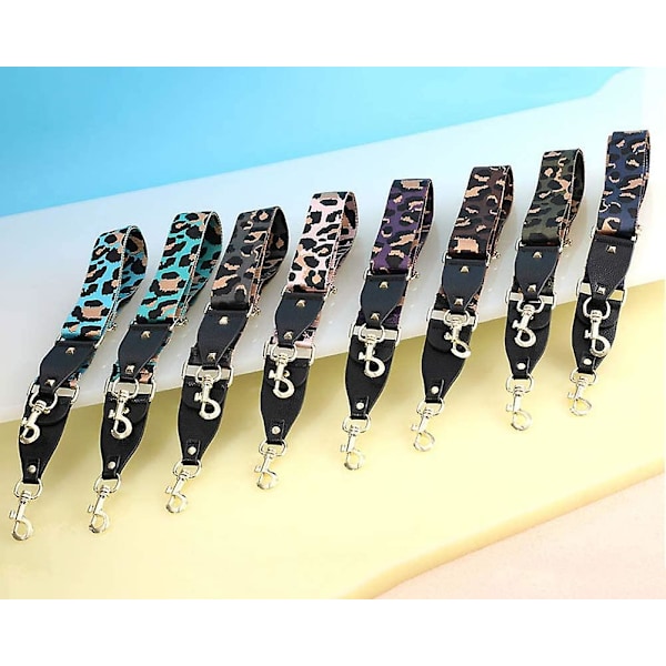 Mørk kaffe leopardprint med sort justerbar rem