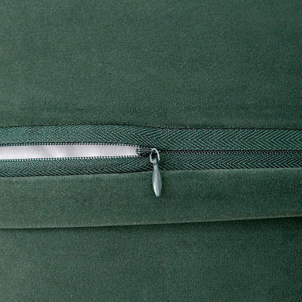 Paket med 2 Sammets-kuddfodral Pompom Dekorativa örngott Solida mjuka kuddfodral Med Poms Fyrkantig För Soffa Soffa Sovrum Bil 18x18tum Da 20 x20 Dark Green