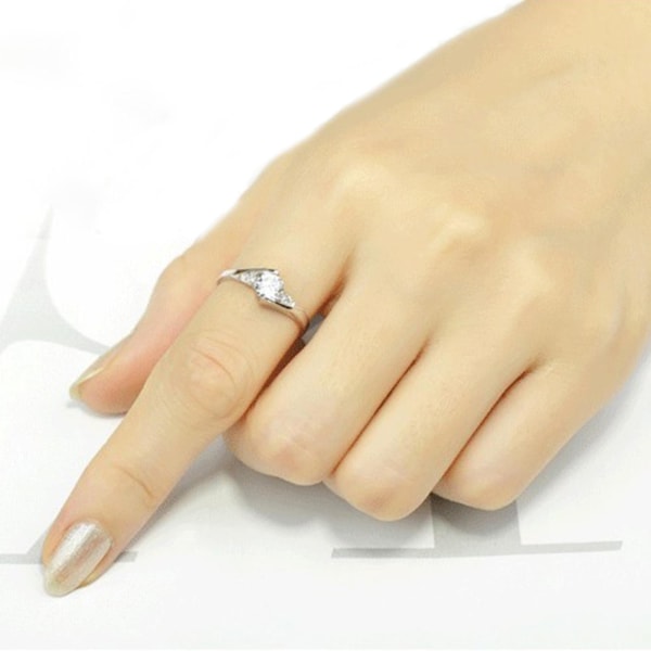Kunstnerisk Kvinder Ring Charmerende skinnende Cubic Zirconia Finger Ring til dagligt slid US 5