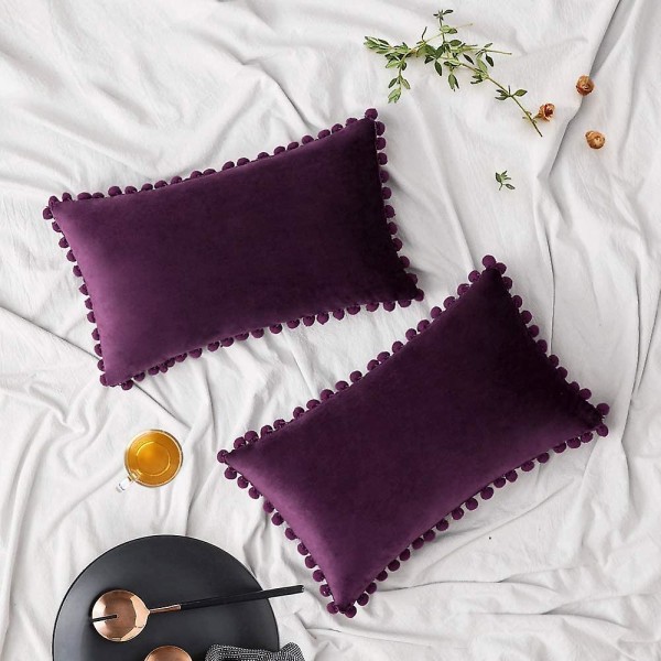 Paket med 2 Sammets-kuddfodral Pompom Dekorativa örngott Solida mjuka kuddfodral Med Poms Fyrkantig För Soffa Soffa Sovrum Bil 18x18tum Da 12 x20 Purple