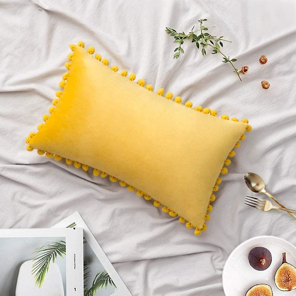 Pakkaus 2 Velvet Throw Tyynynpäällistä Pompom koristetyynynpäälliset Kiinteät pehmeät tyynynpäälliset Poms Squarella sohvalle sohvalle makuuhuoneen auto 18x18 tuumaa Da 12 x20 Lemon Yellow