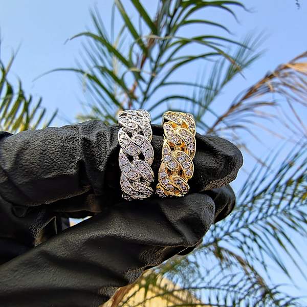 Mode Twisted Ring Creative Smycken Ring Cubic Zirconia Legering Finger Ring för present Golden US 9
