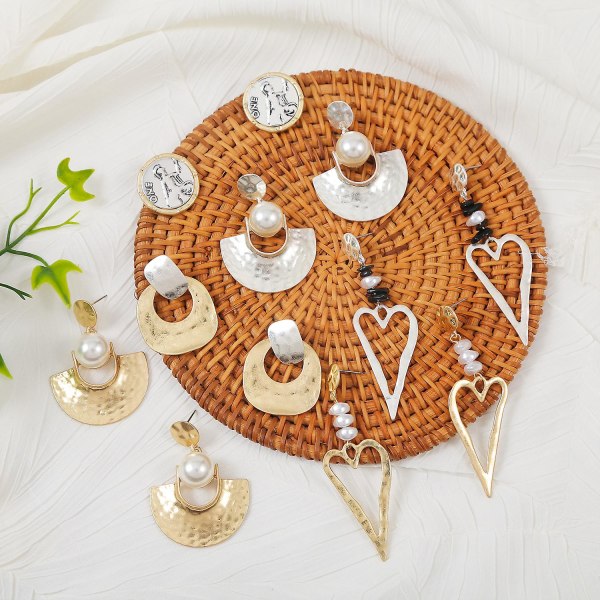 Korvakorut Vintage Hoop Stud Muotikorut B2003 A209