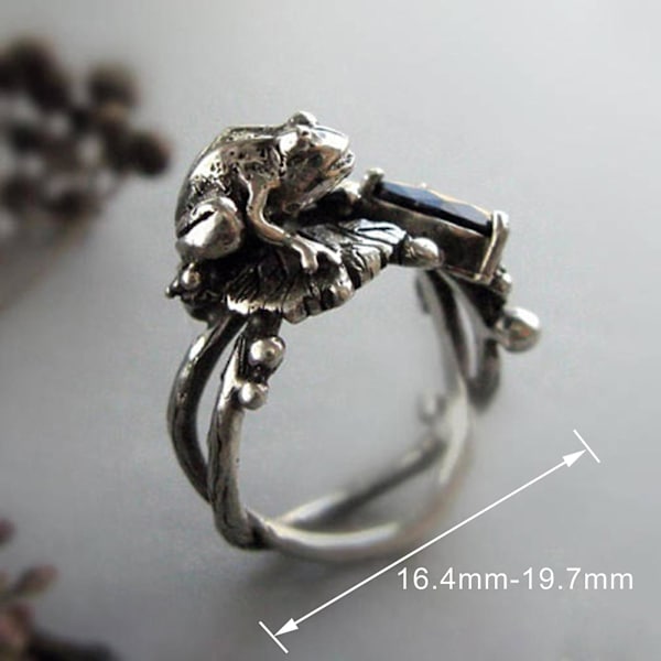 Ring Lotus Groda Mönster Smycken Present Koppar Punk Rhinestone Hollow Finger Band för kvinnor US 8