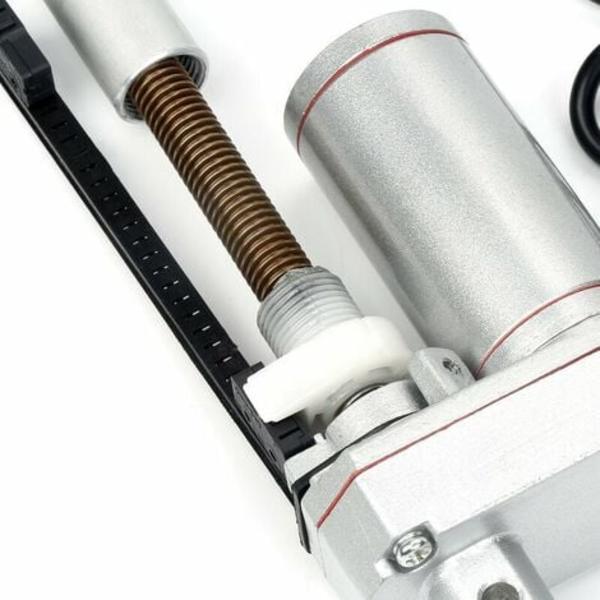 Lineaarinen toimilaite 12 V sähköinen lineaarinen toimilaite, suuri lujuus 1500N 50 mm iskun - hopeanharmaa