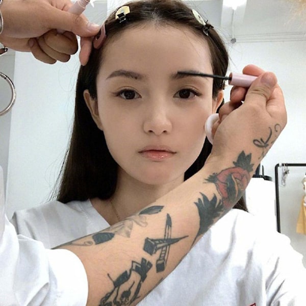 4 stk No Bend Sømløse Hårklemmer Side Bangs Fix Fringe Barrette Makeup Vask ansiktstilbehør White 7