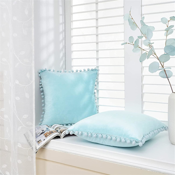 2 samettityynyn set pomponeilla Yksiväriset tyynynpäälliset Koristetyynyt Tyynyt Istuintyynyt Koristetyynyt Sohvan tyynyt sohvalle Light Blue