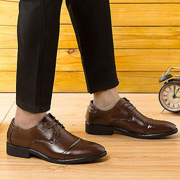 Herrsnörningskontor Smarta formella Oxford Brogue-skor Brown 42