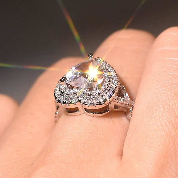Kvinnor Hjärtformad Strass Ring Mode Legering Circlet Glänsande smycken present US 9