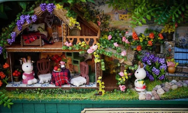 Dukkehus Miniature Gør-det-selv-sæt med møbler Mini Box Teater Kunstgave