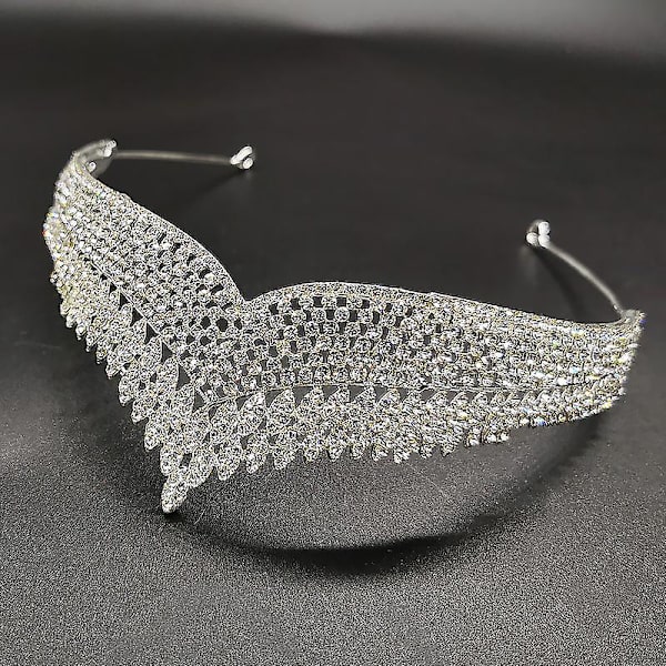 Kronprydnad Bröllopstillbehör Enkel Legering Diamond-studded Brudklänning Smycken