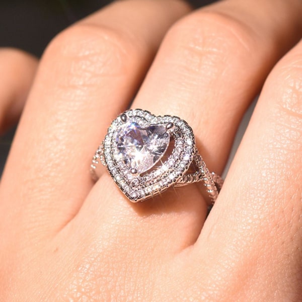 Kvinnor Hjärtformad Strass Ring Mode Legering Circlet Glänsande smycken present US 7