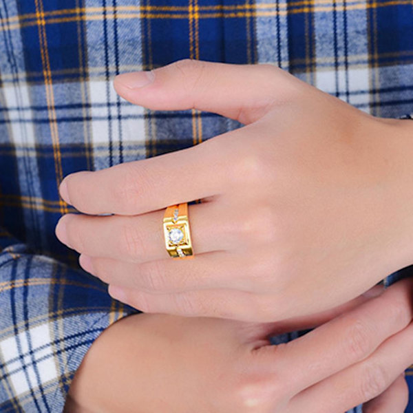 Menn Bling Rhinestone innlagt bryllupsfest Wide Band Ring Finger Smykker Gift Golden US 8