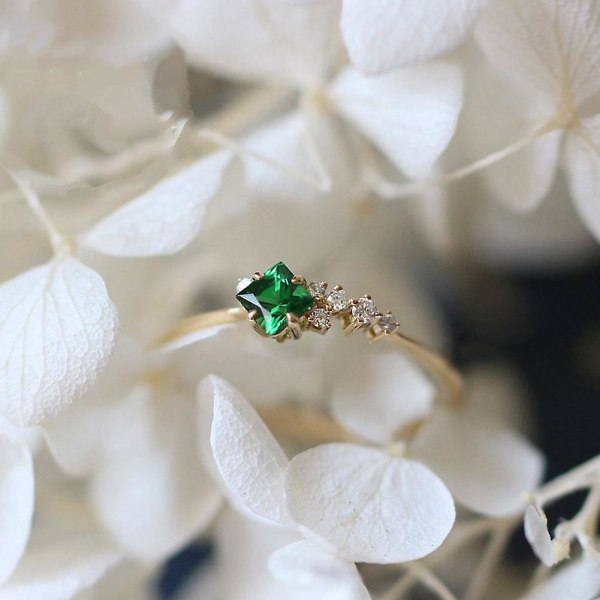 Mode Kvinnor Faux Emerald Inlagd Finger Ring Bröllop Engagemang Smycken Present US 7