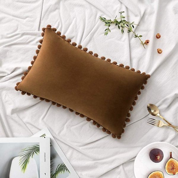 Paket med 2 Sammets-kuddfodral Pompom Dekorativa örngott Solida mjuka kuddfodral Med Poms Fyrkantig För Soffa Soffa Sovrum Bil 18x18tum Da 12 x20 Brown