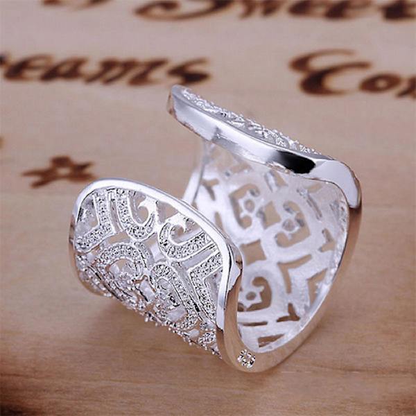 Finger Ring Hul Justerbar Rhinestones Tiny Open Hearts Ring til dagligdagen