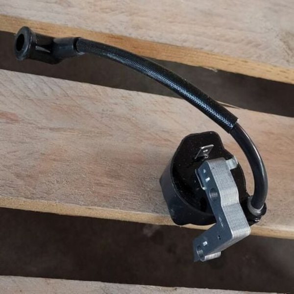 Hållbara tändspoledelar till FS38 FS45 FS55.