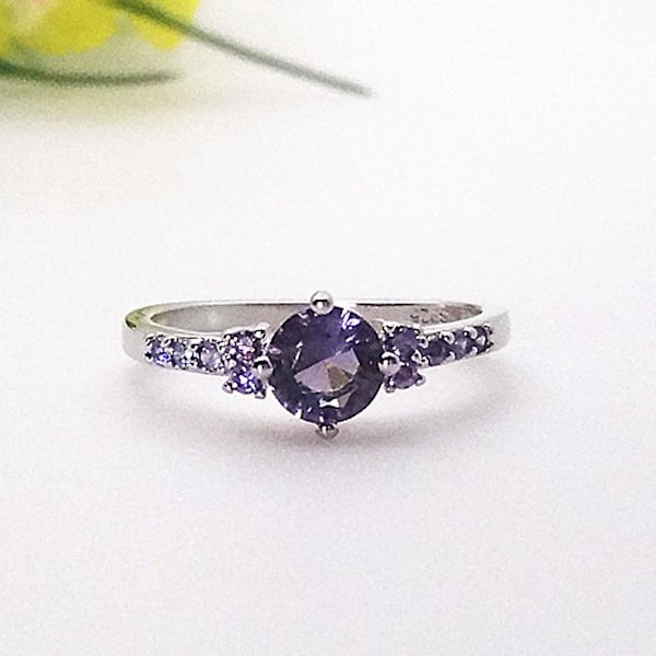 Lyx Kvinnor Faux Ametist Inlagd Finger Ring Bröllop Förlovning Smycken Present US 8