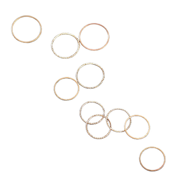 10 kpl All Match Finger Sormus Hienotyöstö Kevyt Naisten Miesten Puhdasvärinen Fidget Sormus ulkoiluun Silver