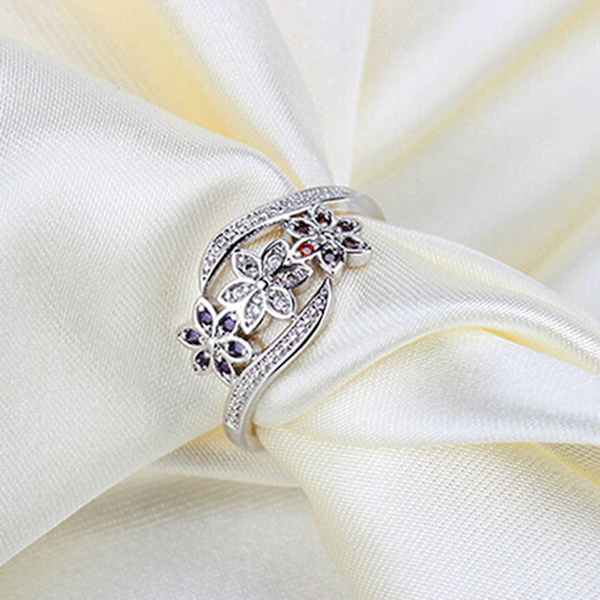 Ring Sølvbelagte Blomster Design Cubic Zirconia Innlagt skinnende mote Kvinner Ring For Bryllup Silver US 9