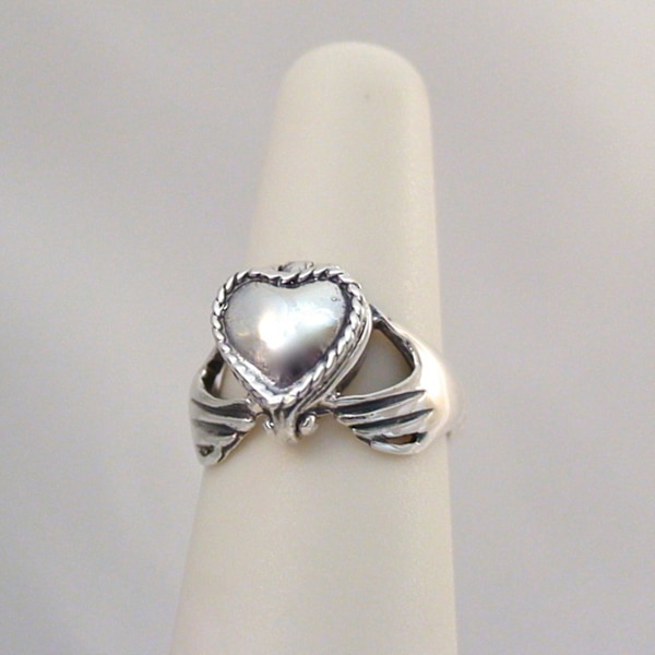 Kvinnerring holder et hjerte som kan åpnes Tilbehør Mote Utseende Bright Luster Fingerring til bryllup Silver US 11