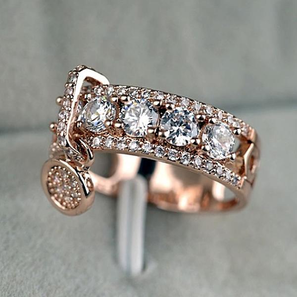 Lyx Kvinnor Cubic Zirconia Inlagd Rund Charm Ring Bröllopsfest Smycken Present Golden US 7