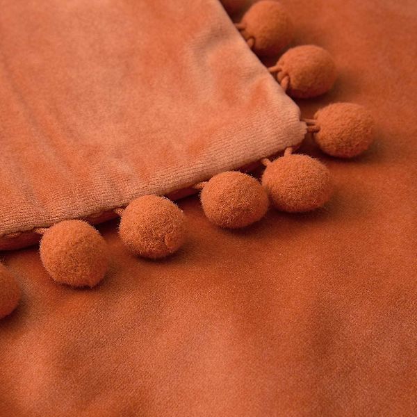 Paket med 2 Sammets-kuddfodral Pompom Dekorativa örngott Solida mjuka kuddfodral Med Poms Fyrkantig För Soffa Soffa Sovrum Bil 18x18tum Da 12 x20 Orange