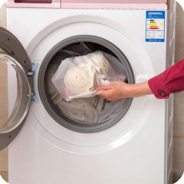 palapyykkipussi, pyykkiverkko pesukoneelle kiristysnyörillä varustettu pyykkiverkko ja pyykkipussi,