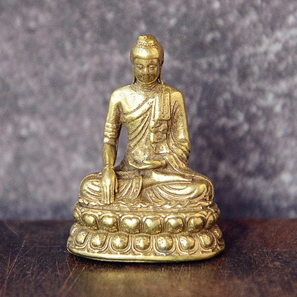 Bärbar Buddhafigur Fint utförande Mässing Sakyamuni Form Realistisk Buddhaskulptur för hem