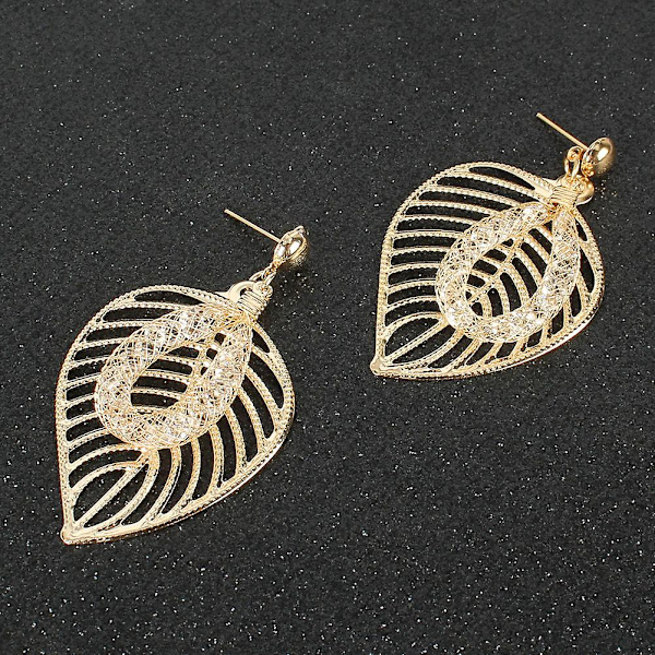 Örhängen Leaf Stud Modesmycken B2313