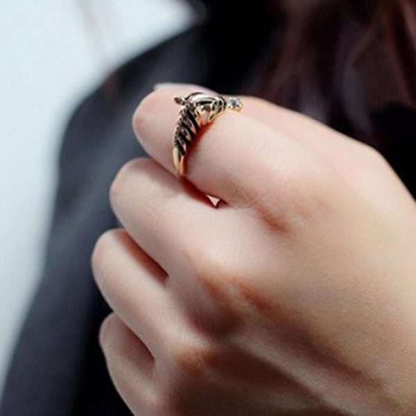 Dammode Hästhuvud Rhinestone Öppning Finger Ring För Party Club Golden