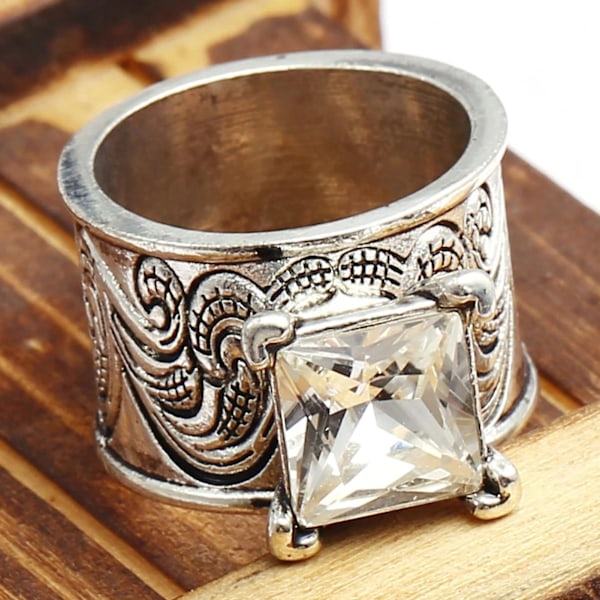 Unisex sormus upotekoristeella Vintage Artistic Cubic Zirkonia Finger Ring juhliin US 5