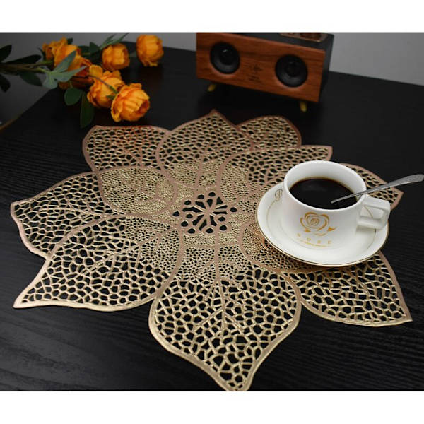 PV0013 Bauhinia PVC Placematto European Matt Gold Hollow Lotus Solid Color PVC Placemat Eristystyyny