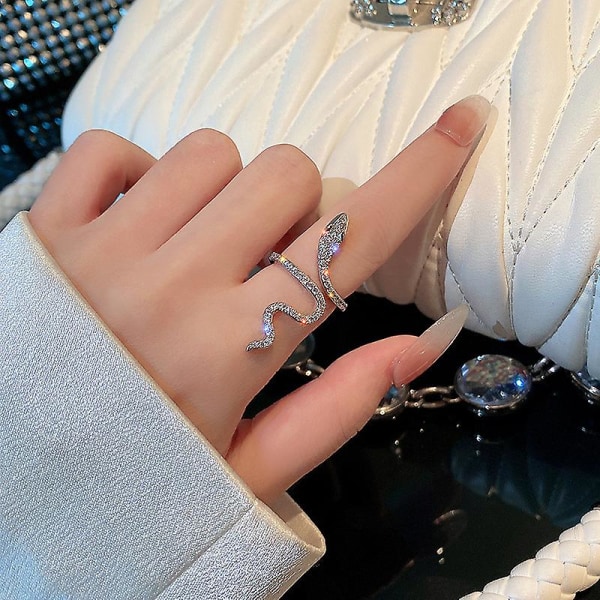 Gothic Rhinestones Open Snake Ring Justerbara Djurringar Reptiler För män Kvinnor Mode Punk Pojke Flicka Födelsedag Smycken Presenter
