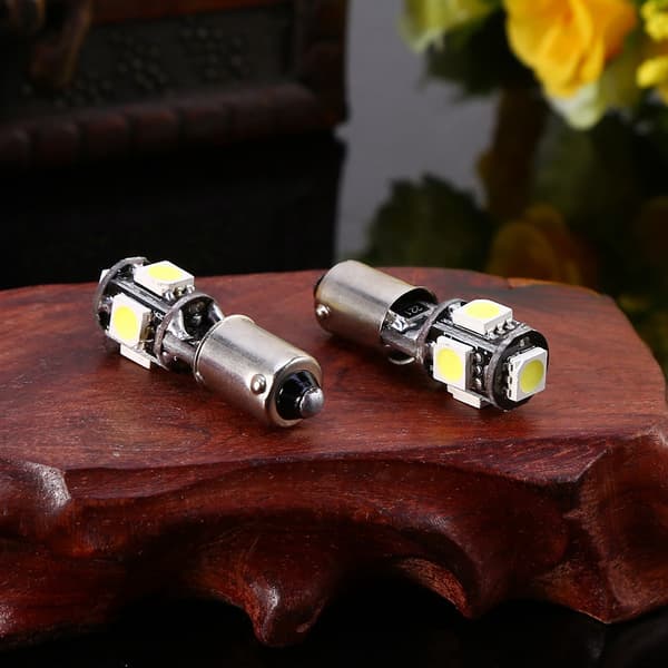 2 stk. Bil LED Dekoder Lampe Hvit Innvendig Erstatning Side Parkeringslys