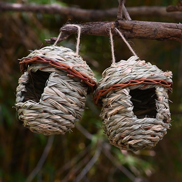 Piece Woven Bird Nest, handgjort fågelbo för små fåglar som kolibrier, chickadees, utomhus fågelholkar