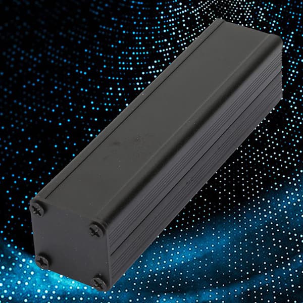 Musta alumiinikotelo PCB-laitteille - 25*25*100mm