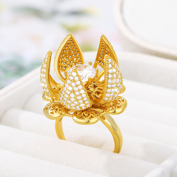 Kvinner Hul Åpen Ring Åpning Lukke Blomst Zircon Roterende smykkegave Golden