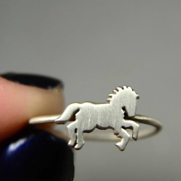 Finger Ring Häst Form Utsökt Män All Match Fine Hantverk Ring Födelsedagspresent US 9