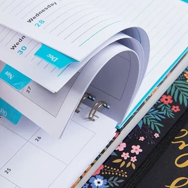 Målplanlegger A5 Utsøkt design Premium papir Spiralnotatbok Tidsplanbok for arbeid og studier