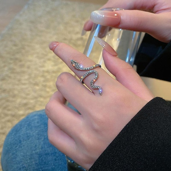 Gothic Rhinestones Open Snake Ring Justerbara Djurringar Reptiler För män Kvinnor Mode Punk Pojke Flicka Födelsedag Smycken Presenter
