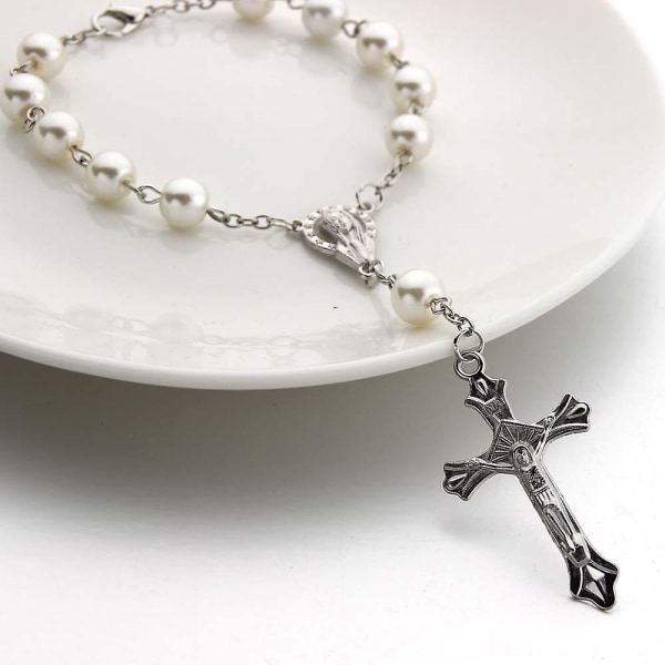 Katolsk rosenkransarmbånd Hvit imitert perle Kristuskors Jesus Vår Frue armbånd krusifiks guddommelig barmhjertighetsgave