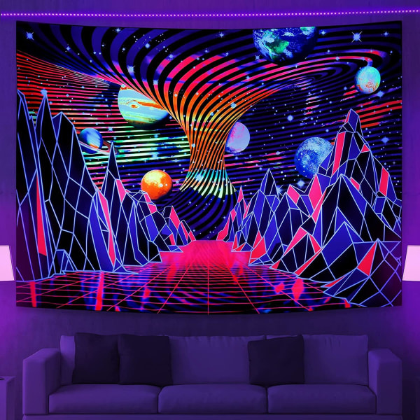 Tapet Trippy Mountain og Planet Tapetet Psykedeliske Neon Tapetries henger i rommet