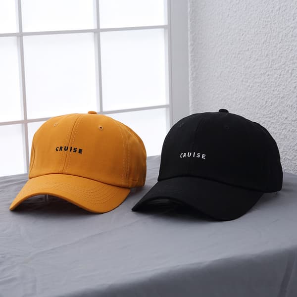 Bokstavbrodert lue justerbar baseballcaps Black