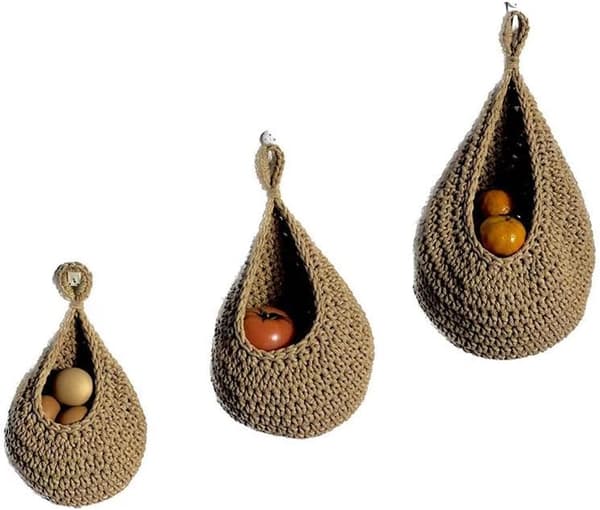 Väggmonterad köksfruktkorg i vävd design. Set med tre khaki bomullsrepfruktkorgar för väggmontering av grönsaker