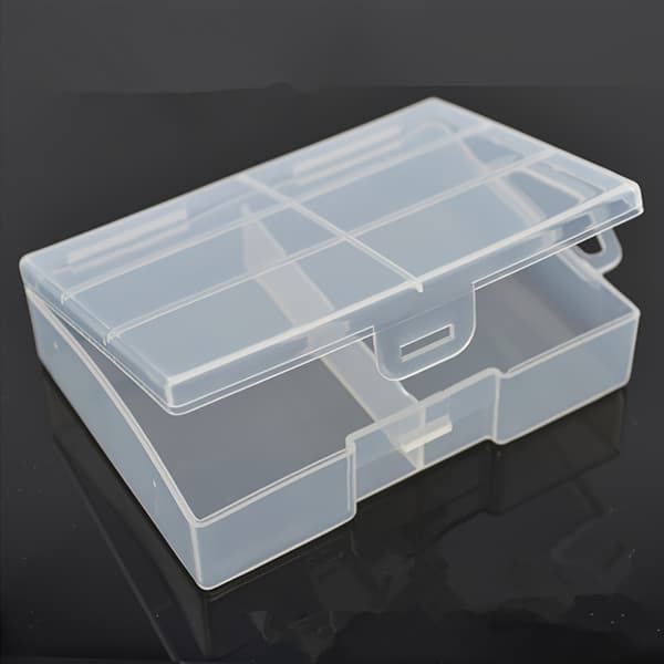 Gennemsigtig batteriopbevaringsboks i plast til AA/AAA-batterier (24 pladser) — Robust og holdbar