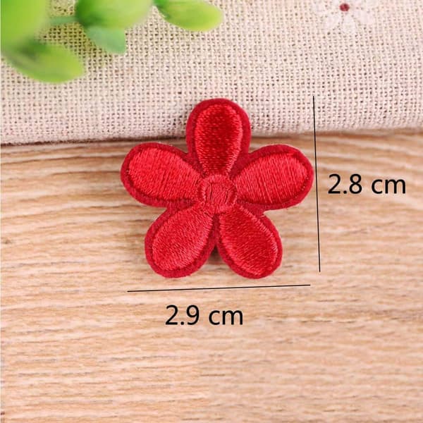 23 stk Mini Solsikke Broderi Patch, Selvklebende Broderi Tilpasset Ryggsekk Patch, Egnet for Menn, Kvinner, Gutter, Jenter og Barn.