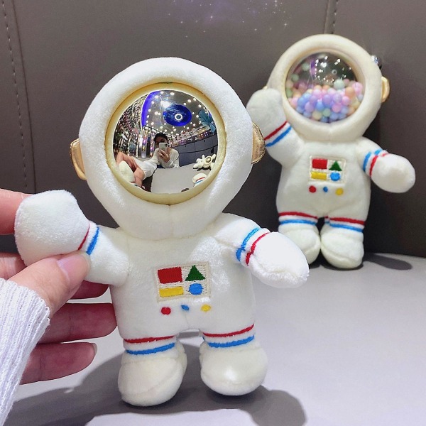 Söt plysch astronaut nyckelring rymdman för män kvinnlig anime biltillbehör