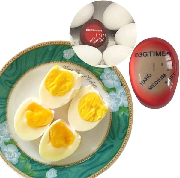 2 eggkokere, velg kokt egg (rød) til frokost