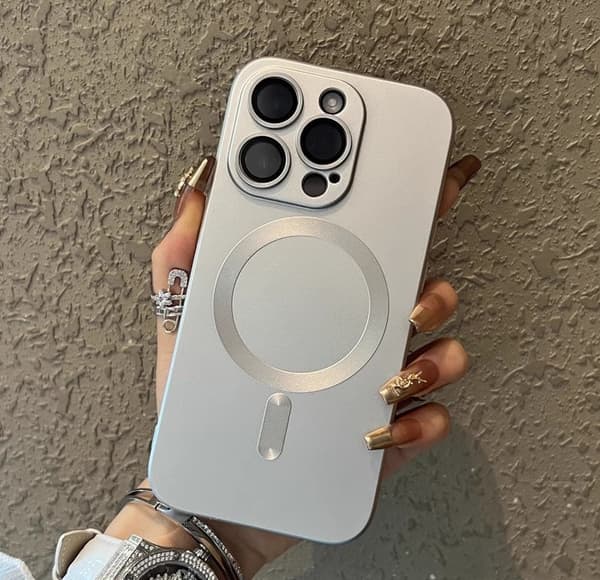 Magnetiskt telefonfodral kompatibelt med iPhone – Matt metallfinish skyddsfodral *iPhone 14 Plus* silver silver silver iPhone 14 Plus
